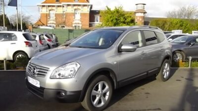 Nissan QASHQAI + 2