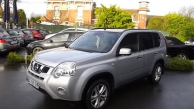 Nissan X-TRAIL