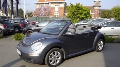 Volkswagen NEW BEETLE