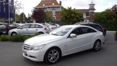 Mercedes CLASSE E COUPE