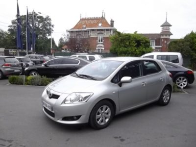 Toyota AURIS d'occasion (07/2009) en vente à Croix