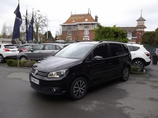 Volkswagen TOURAN d'occasion (02/2015) en vente à Croix