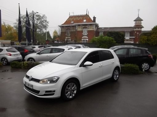 Volkswagen GOLF VII d'occasion (09/2013) disponible à Villeneuve d'Ascq