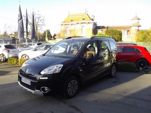 Peugeot PARTNER d'occasion (02/2015) en vente à Croix
