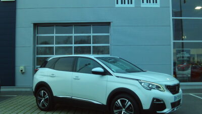 3008 1.5 HDI 130 BV6 ALLURE