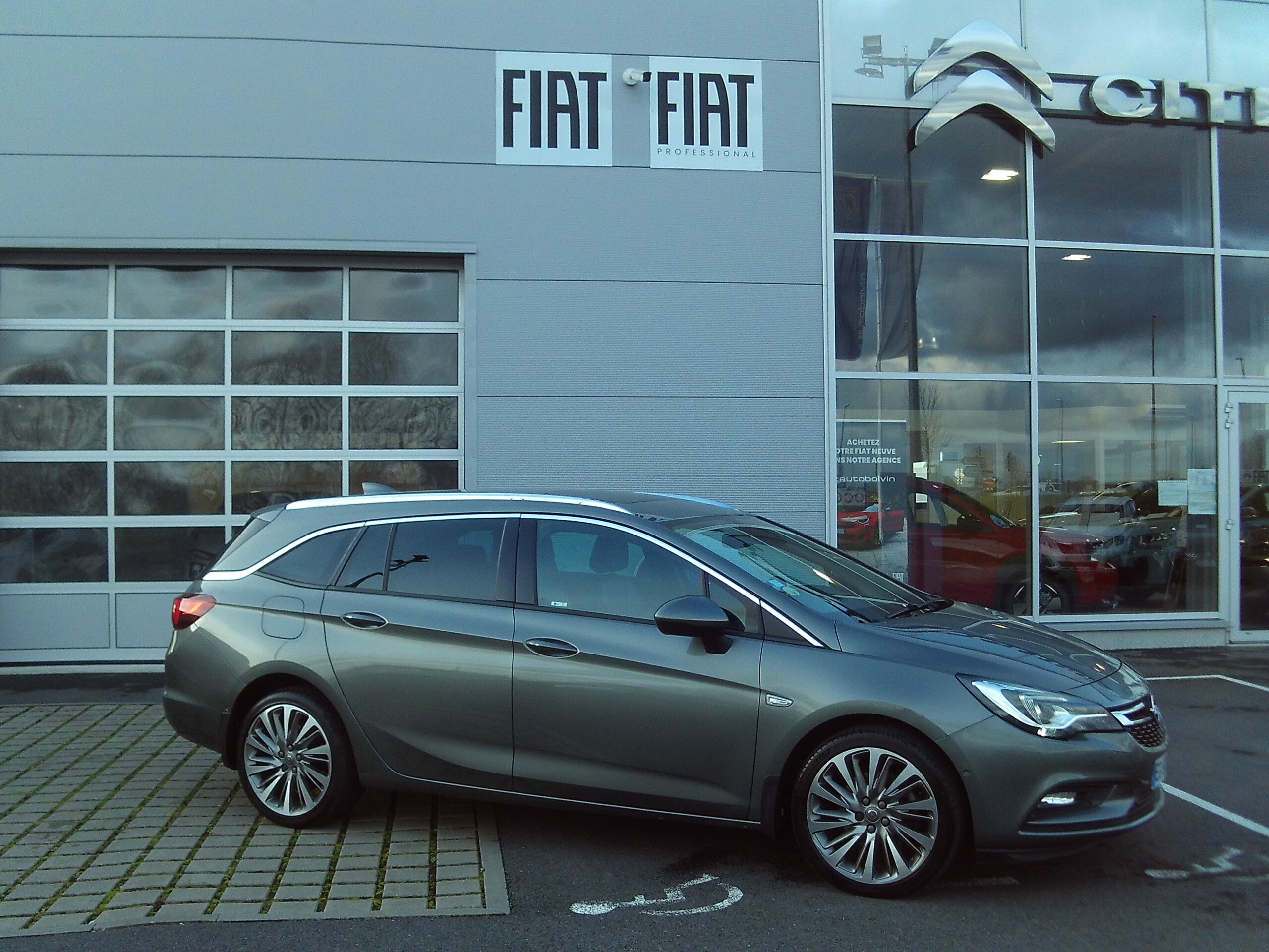 ASTRA SPORT TOURER 1.6 CDTI 136 BVA INNOVATION